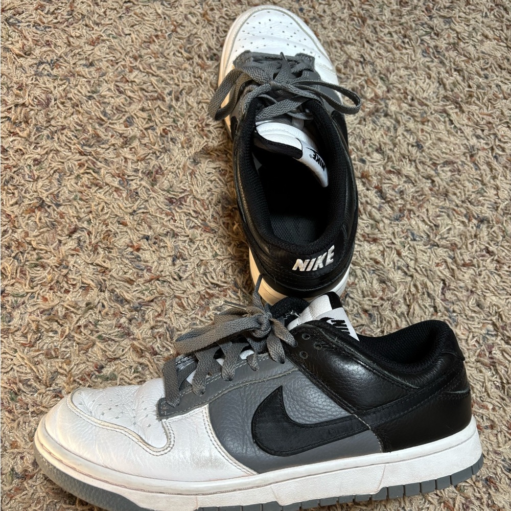 Custom Nike Dunks - Picture 2 of 7